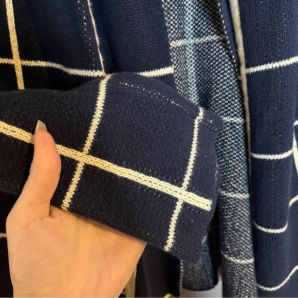 Modcloth Womens Blue White Window Pane Sweater Cardigan Size M Medium. - Picture 4 of 7